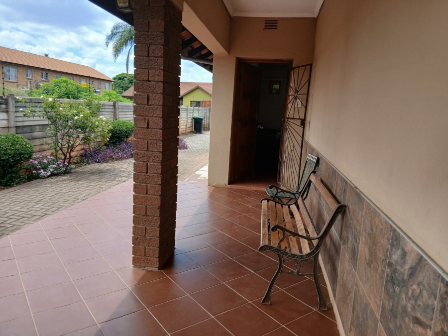 3 Bedroom Property for Sale in Rustenburg Central North West